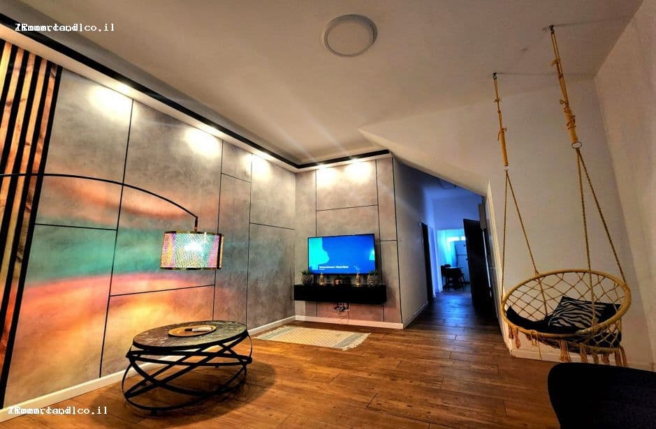 775c95844639c36dc1daadfa1e7ba3acba8921f