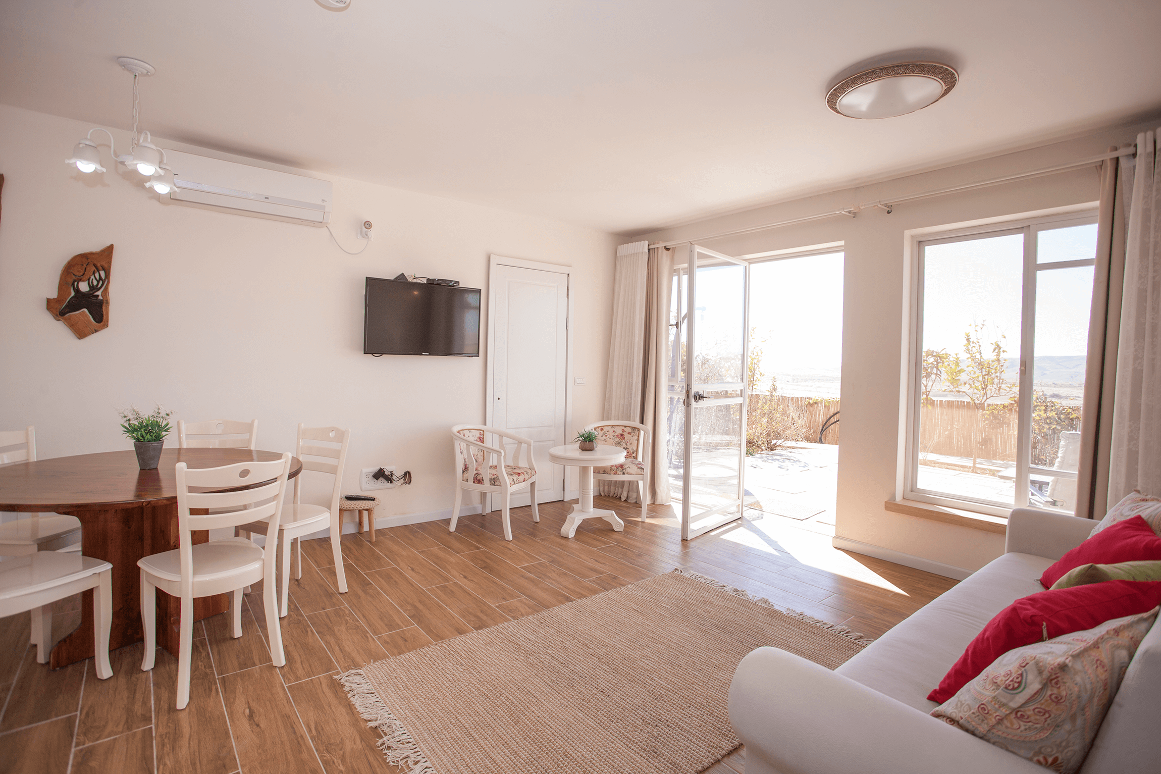 603bbd4f3b870e4f8ecc8b98_oralex-1042