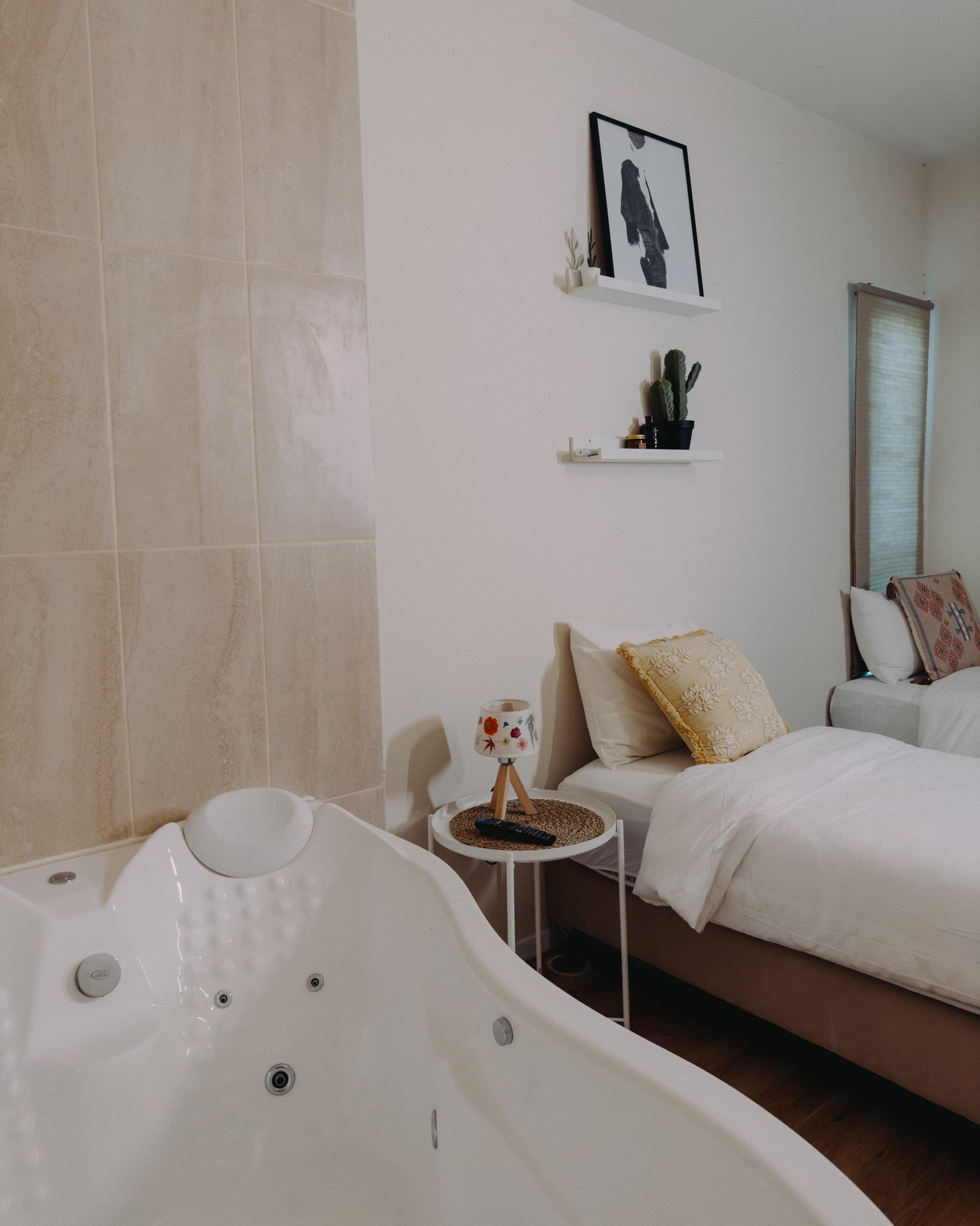 IMG_7543 2_resized.jpg