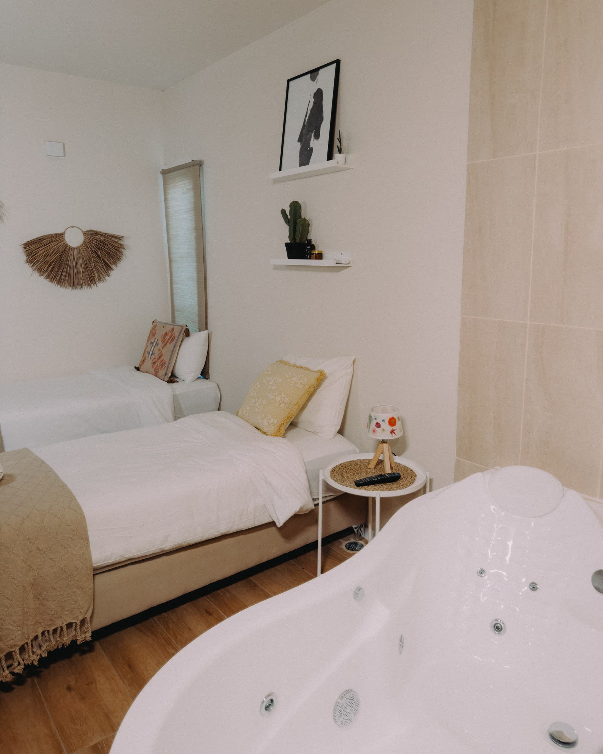 IMG_7544 2_resized.jpg