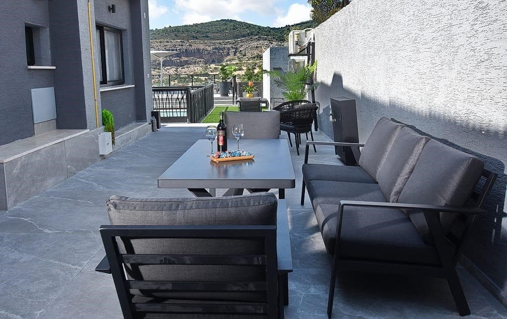 WhatsApp Image 2022-07-21 at 09.28.30 (2).jpeg