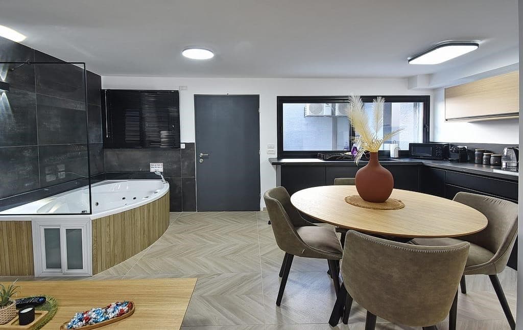 WhatsApp Image 2022-07-21 at 09.26.20 (6).jpeg